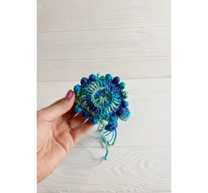 Stuffed jelly fish