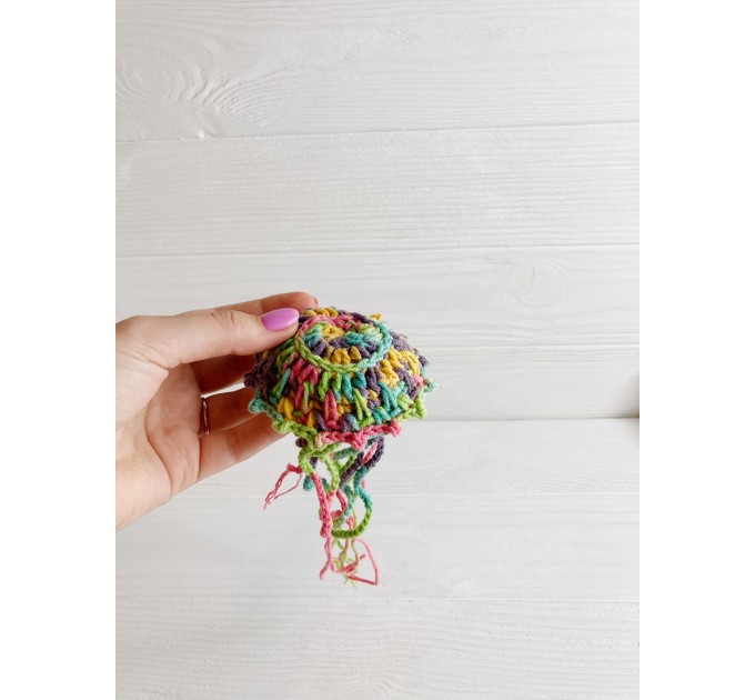 Stuffed jelly fish
