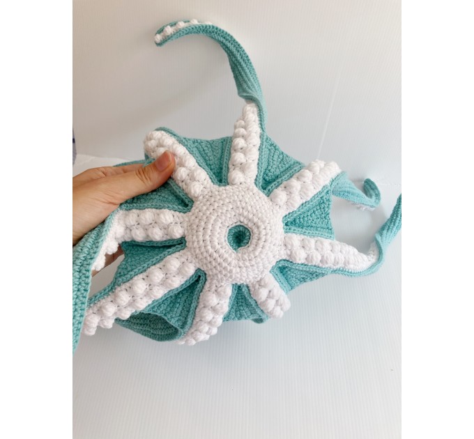 Big stuffed octopus mint