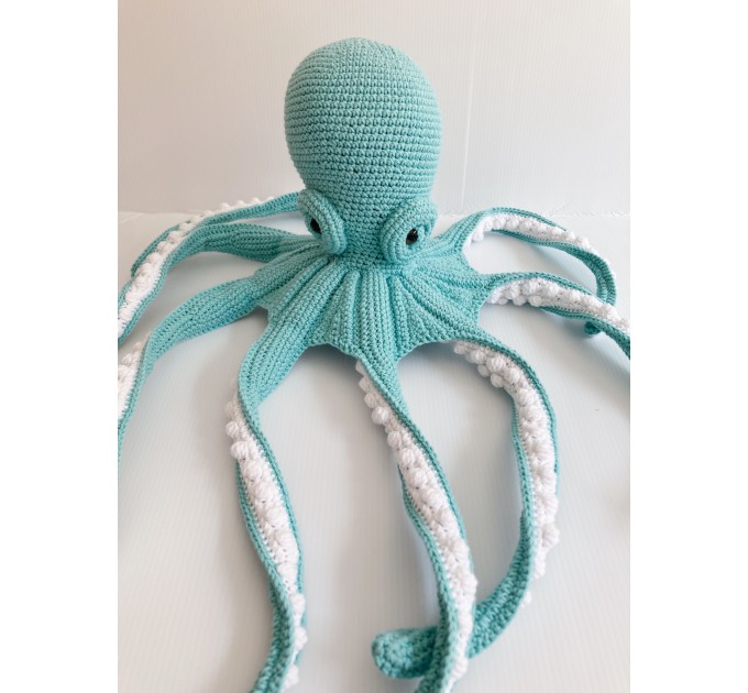 Big stuffed octopus mint