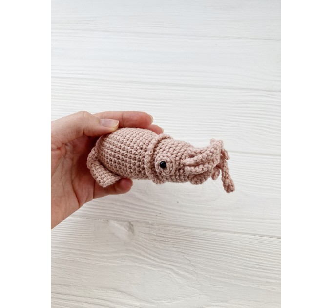 Squid toy