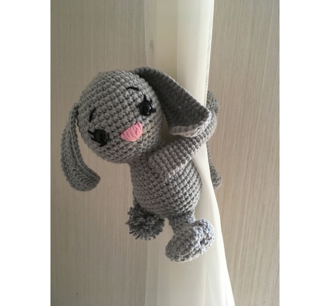 Bunny curtain tieback