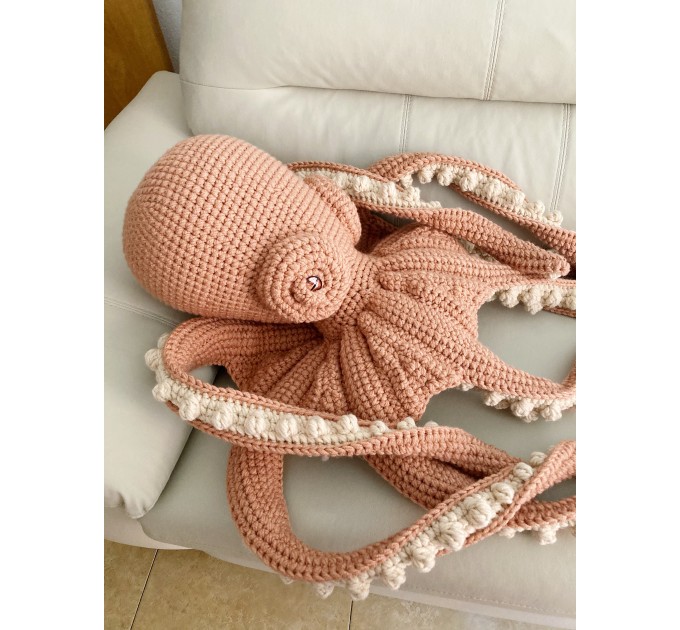 Giant stuffed octopus cream