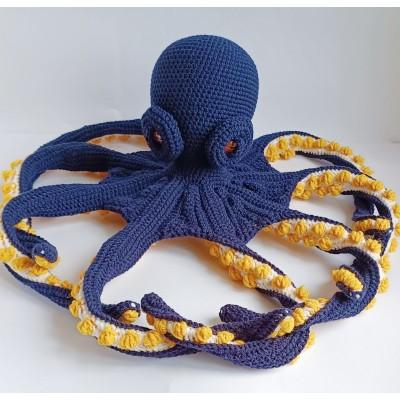 Large octopus blue and yellow