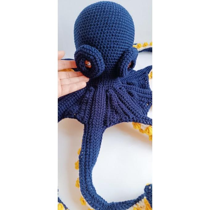 large octopus blue and yellow