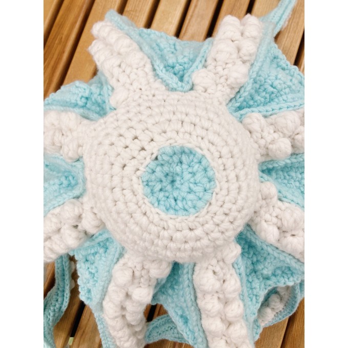 blue octopus underside