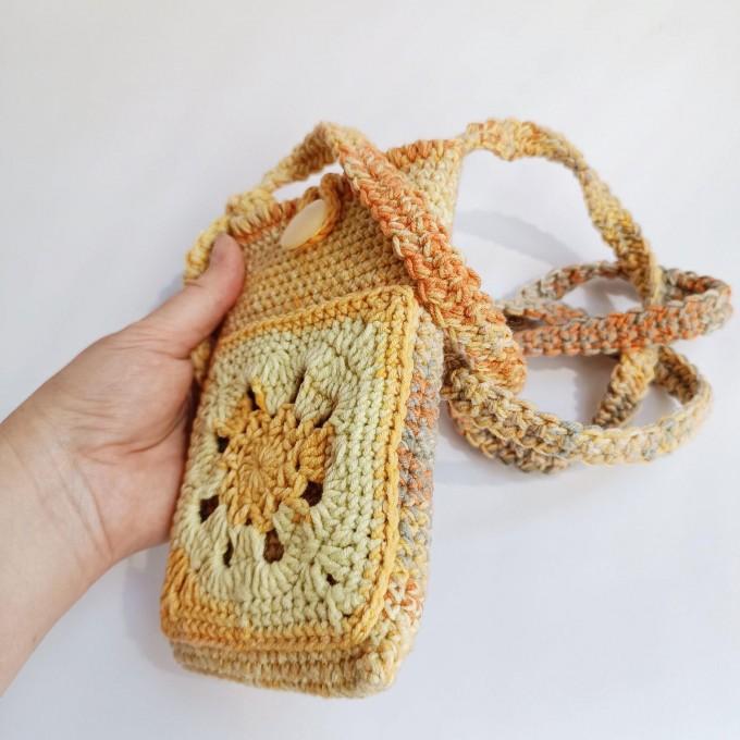 crochet bag with flower