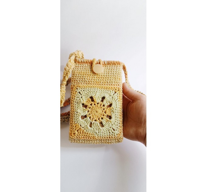 Crochet phone bag