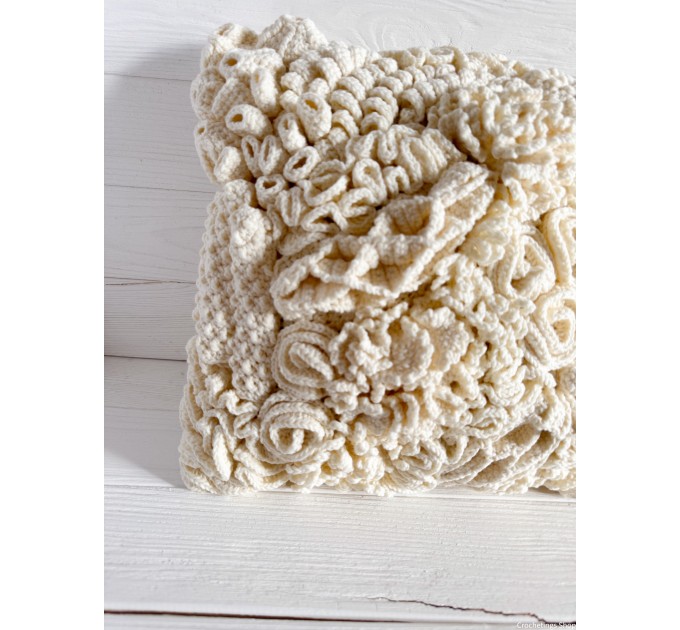Coral reef pillow milk