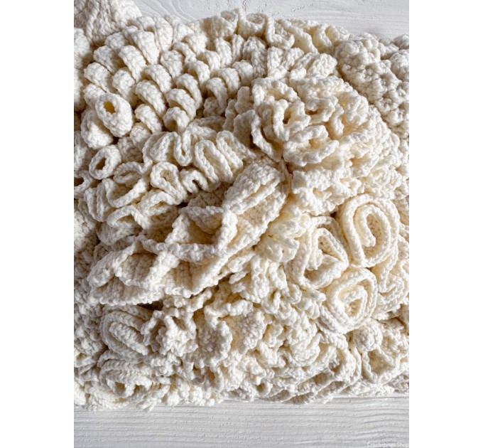 Coral reef pillow milk