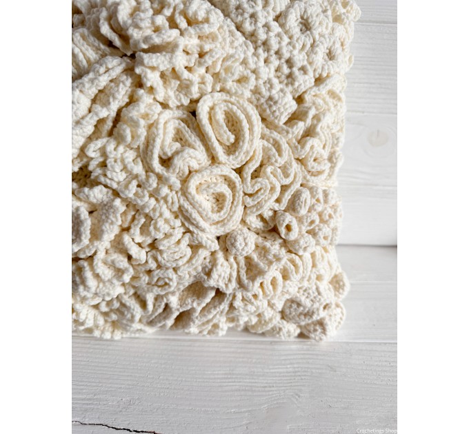 Coral reef pillow milk