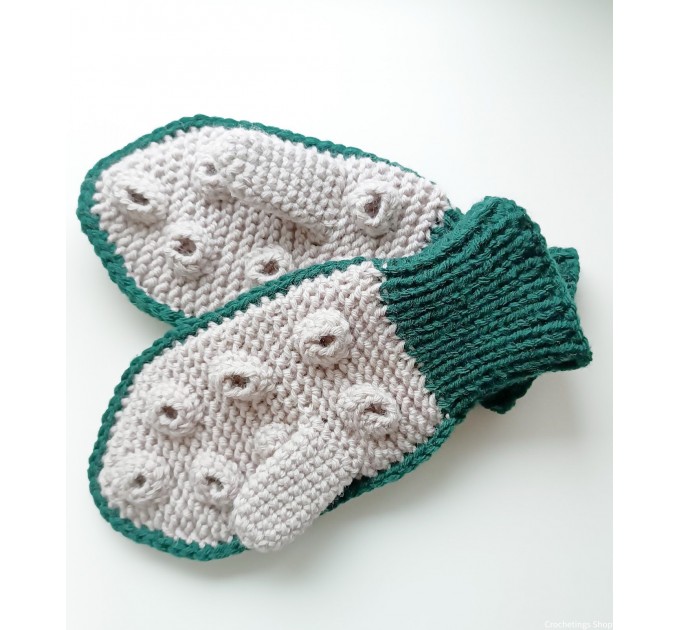 Octopus gloves