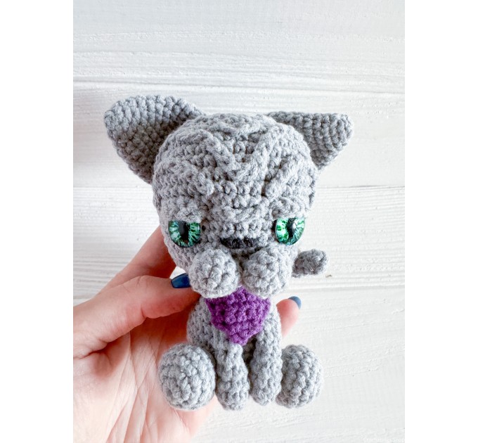 Plush sphynx cat grey