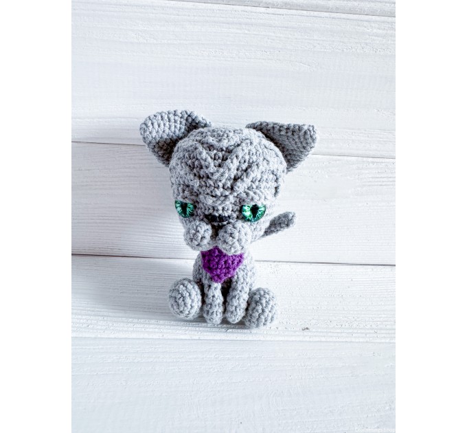 Plush sphynx cat grey