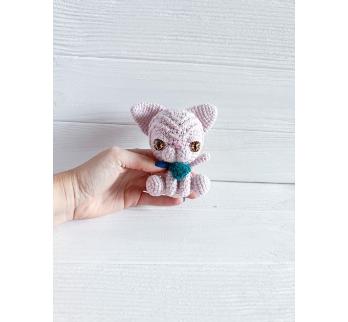 Plush sphynx cat pink