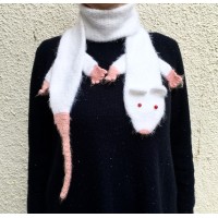 Rat scarf