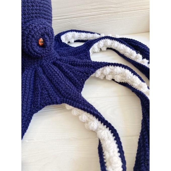 Amigurumi dark blue octopus