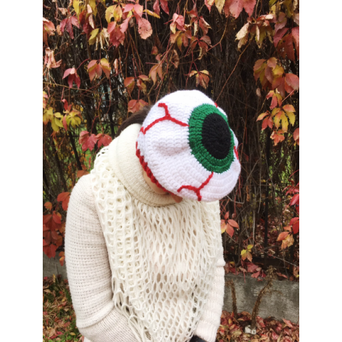 crochet eyed beret
